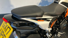 Ktm Duke 690 Duke (17MY)